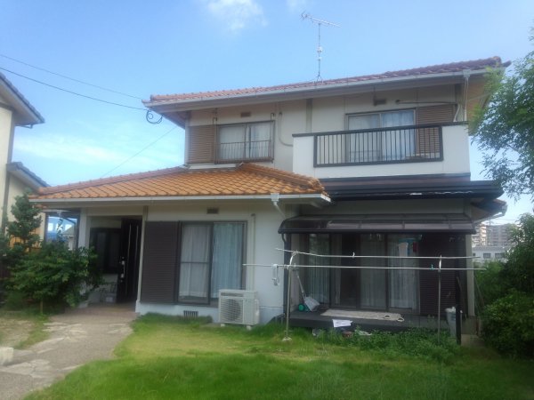 古賀市A様邸外装塗装・屋根瓦改修工事！